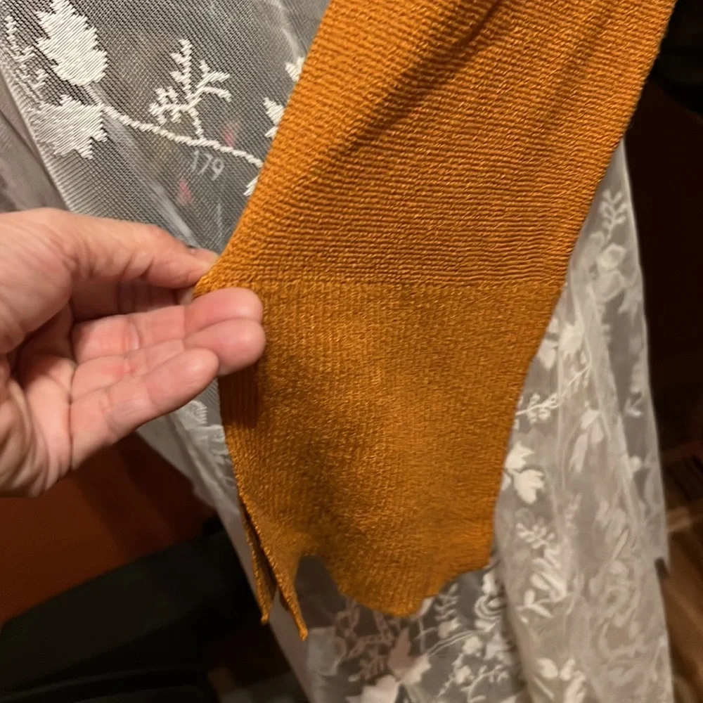 FREE PEOPLE TUNIC ……..204 - Picture 9 of 15